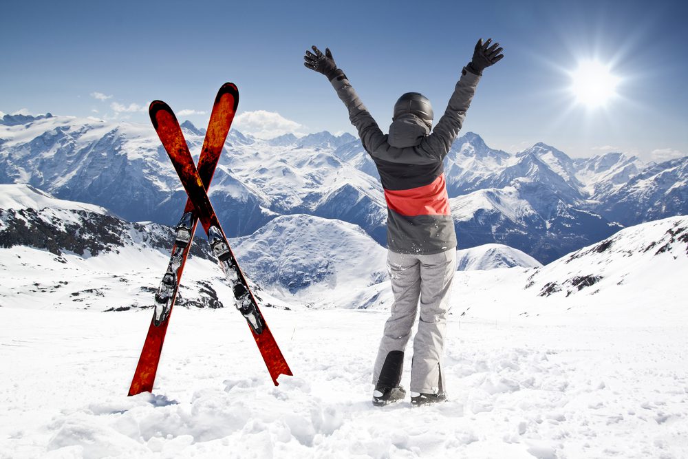 Ski Trip Essentials: 10 Must‑Have Items for Warm, Safe Days on the Slopes